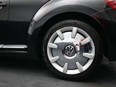 Used 2017 Volkswagen Beetle 1.8T SEL image 11