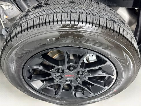 Used 2024 Toyota Tundra SR5 w/ SR5 Convenience Package image 14