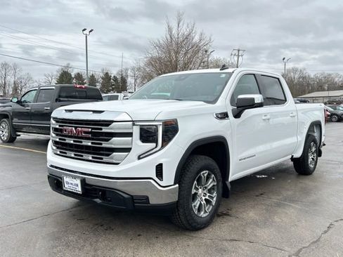 New 2026 GMC Sierra 1500 SLE image 5