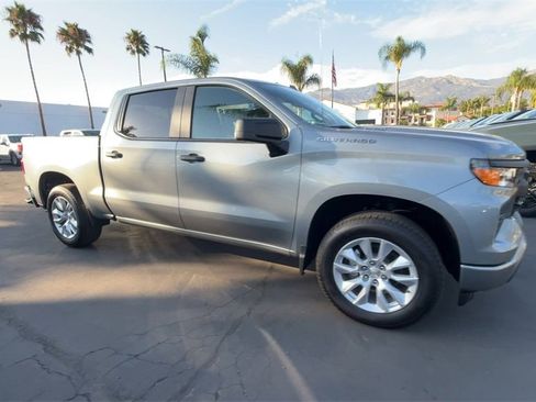 New 2026 Chevrolet Silverado 1500 Custom image 2