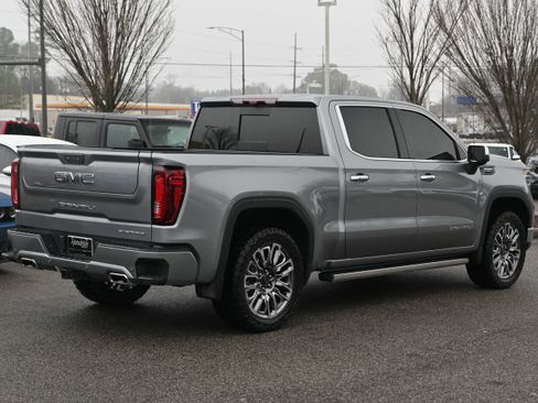 Used 2025 GMC Sierra 1500 Denali Ultimate image 16