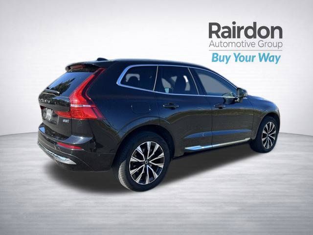 Used 2023 Volvo XC60 B5 Plus AWD/4WD image 7