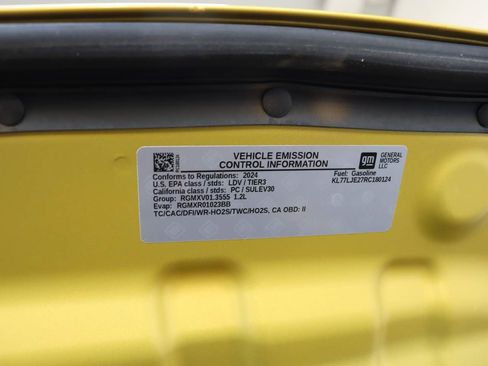 Used 2024 Chevrolet Trax RS w/ Driver Confidence Package FWD image 7