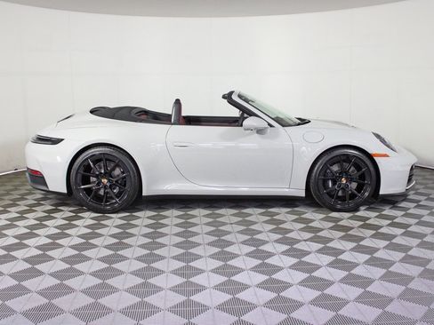 Used 2026 Porsche 911 Carrera image 8