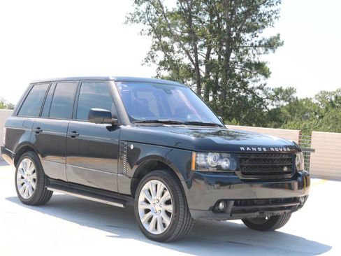 Used 2012 Land Rover Range Rover HSE LUX AWD/4WD image 2