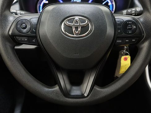Certified 2025 Toyota RAV4 LE AWD/4WD image 22