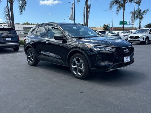 Used 2025 Ford Escape ST-Line image 10