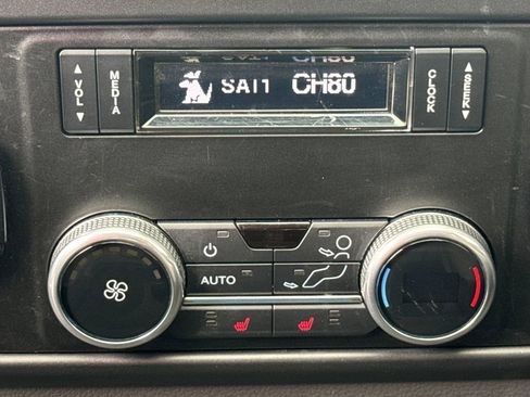 Used 2019 Ford Expedition Limited w/ Equipment Group 302A RWD image 22