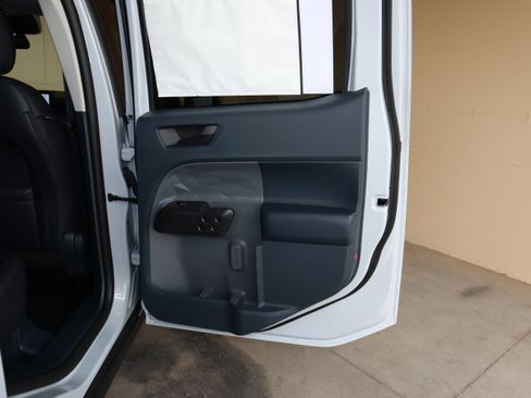 New 2026 Ford Maverick Lariat w/ Black Appearance Package image 45