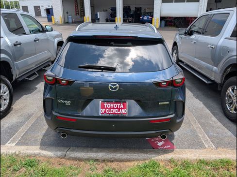 Used 2025 MAZDA CX-50 AWD 2.5 S w/ Premium Package image 6
