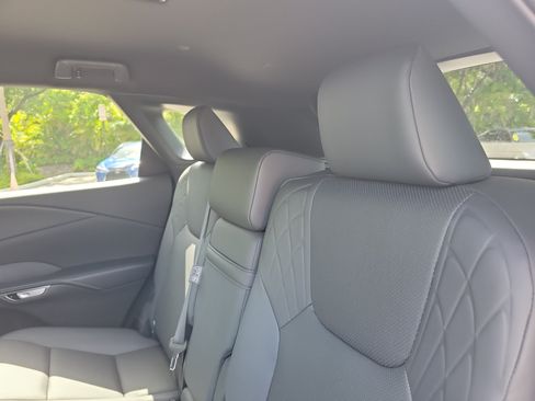 Used 2025 Lexus RX 350 FWD w/ Technology Package image 12