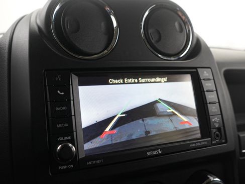 Used 2016 Jeep Patriot Latitude image 26