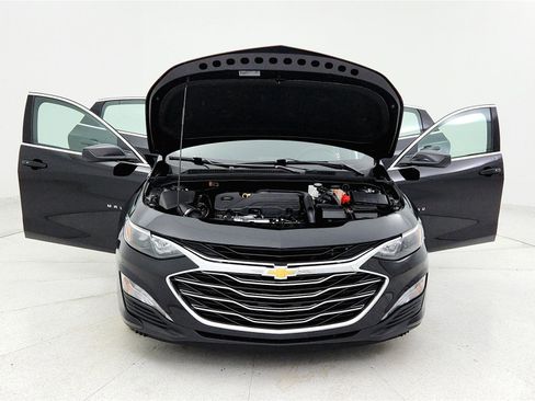 Used 2025 Chevrolet Malibu LT image 31