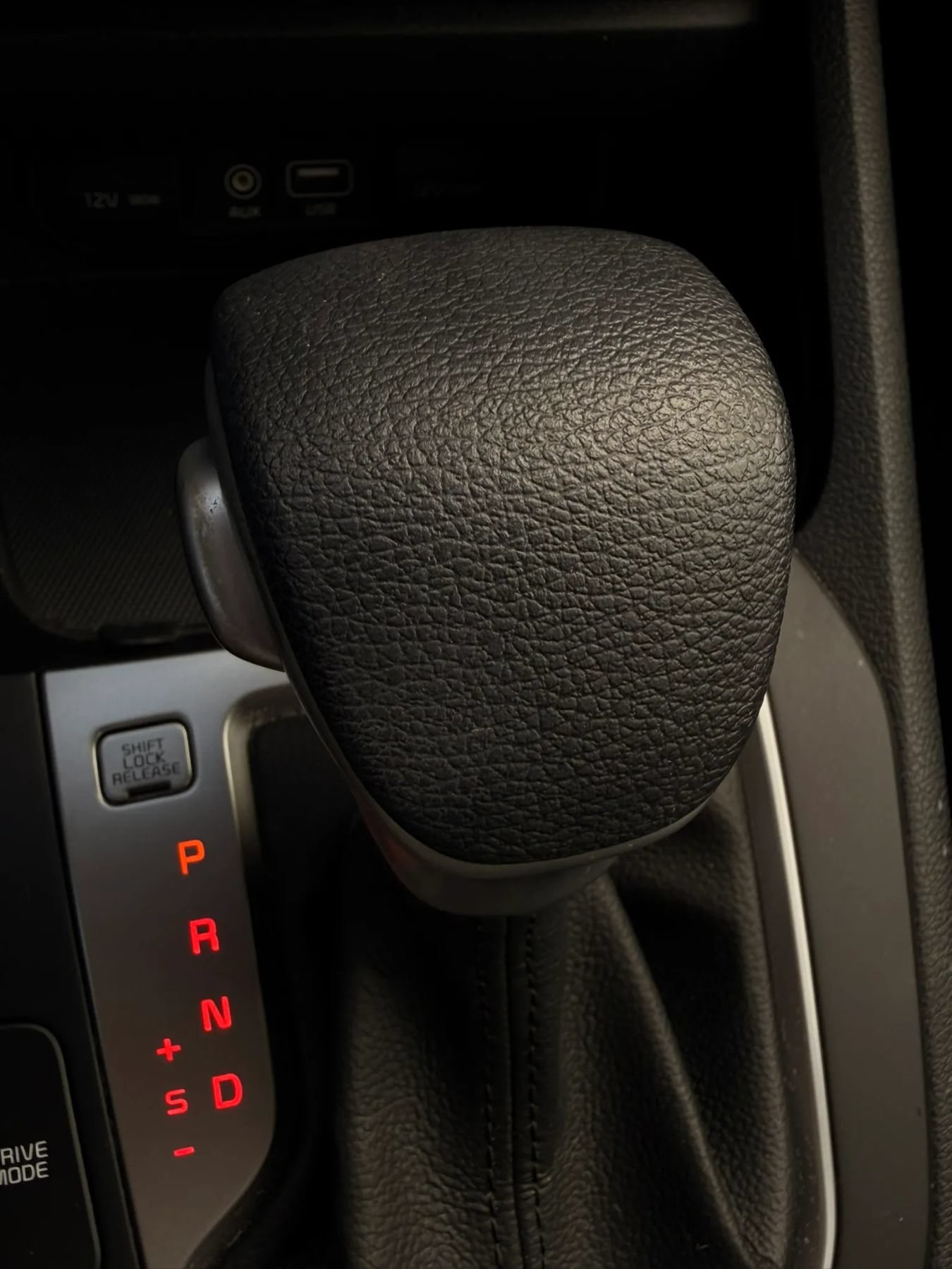 Used 2020 Kia Forte LXS FWD image 34
