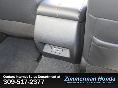 Used 2024 Nissan Altima 2.5 SR AWD/4WD image 8