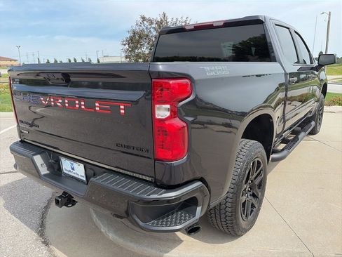 Used 2024 Chevrolet Silverado 1500 Custom Trail Boss w/ Dark Appearance Package AWD/4WD image 20