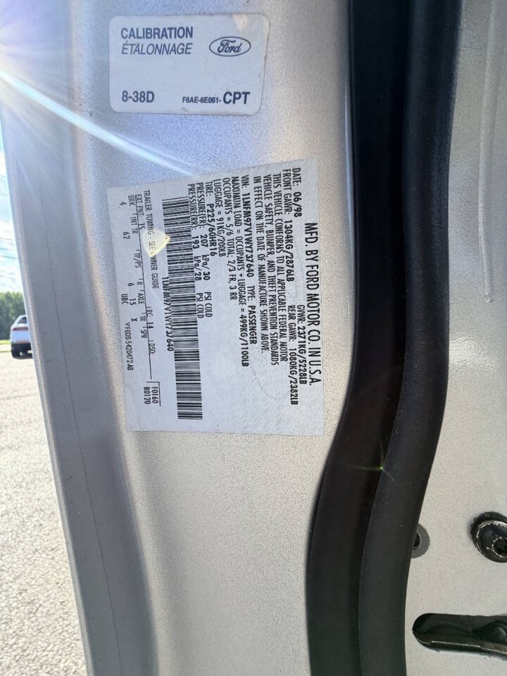 Used 1998 Lincoln Continental FWD image 10