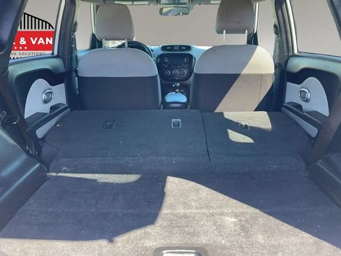 Used 2019 Kia Soul FWD image 36