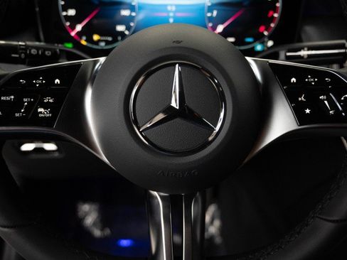 New 2027 Mercedes-Benz GLC 300 image 23