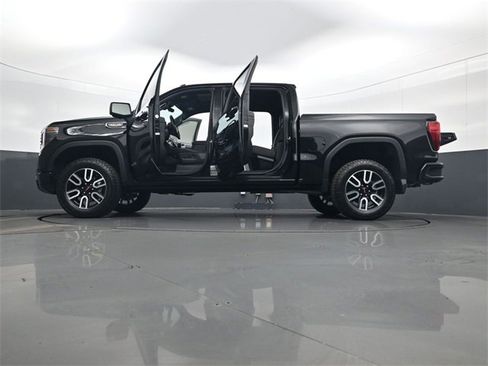 Used 2023 GMC Sierra 1500 AT4 w/ Technology Package image 34
