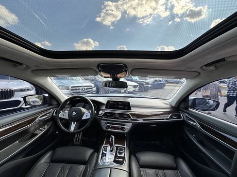 Used 2020 BMW M760i xDrive AWD/4WD image 35