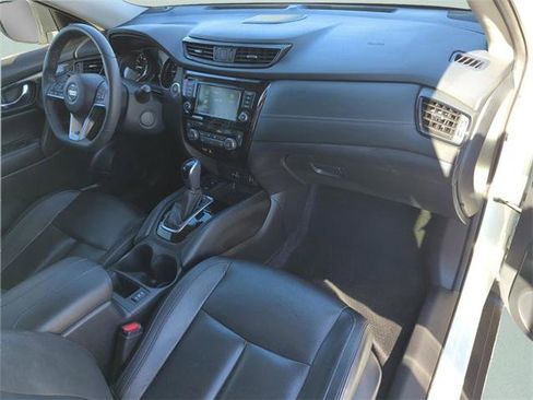 Certified 2020 Nissan Rogue SL w/ Premium Package image 14