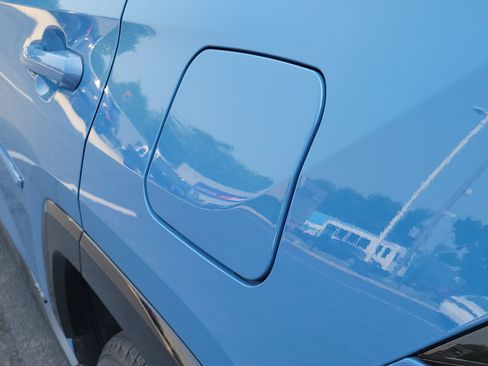 Certified 2024 Toyota RAV4 SE AWD/4WD image 11