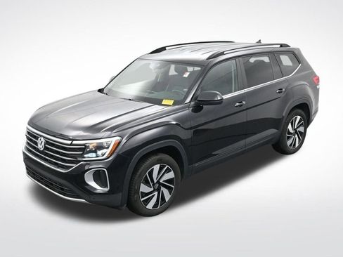 Used 2024 Volkswagen Atlas SE image 23