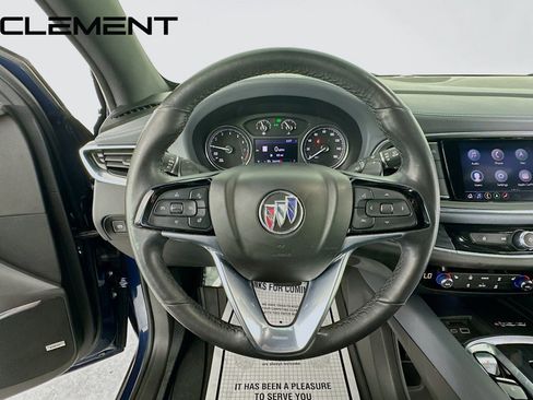 Used 2022 Buick Enclave Essence FWD image 14