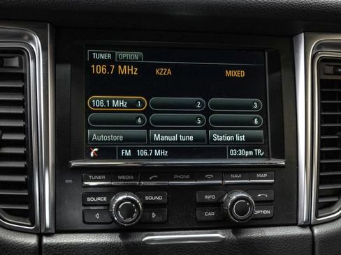 Used 2016 Porsche Macan S image 40