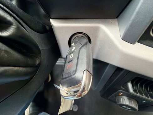 Used 2023 Ford F150 XLT image 35