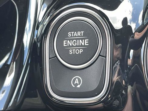 New 2026 Mercedes-Benz GLA 250 4MATIC image 36