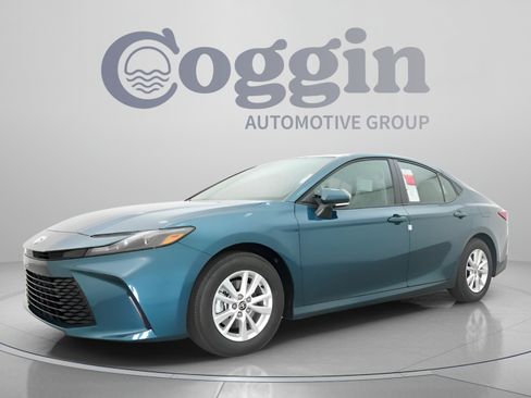 Certified 2026 Toyota Camry LE w/ Convenience Package FWD image 2