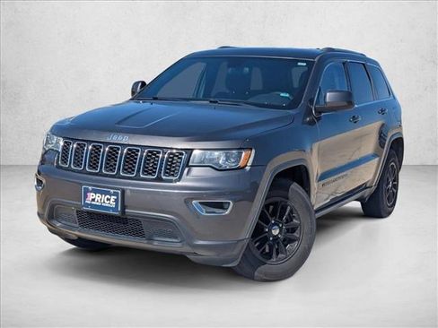 Used 2020 Jeep Grand Cherokee Laredo image 1