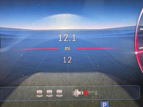 New 2025 Mercedes-Benz C 300 Sedan image 10