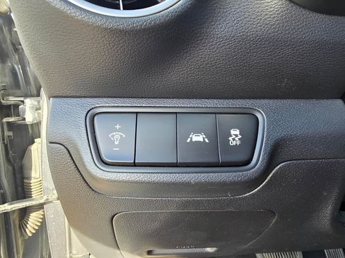 Used 2021 Kia Forte LXS image 17