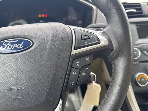 Used 2014 Ford Fusion SE w/ Equipment Group 202A image 12