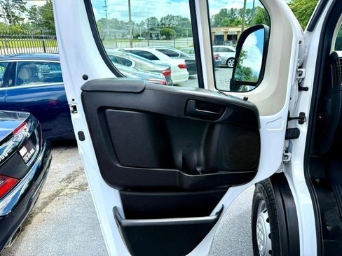 Used 2021 RAM ProMaster 2500 image 8