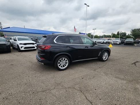 Used 2019 BMW X5 xDrive40i w/ Convenience Package AWD/4WD image 13
