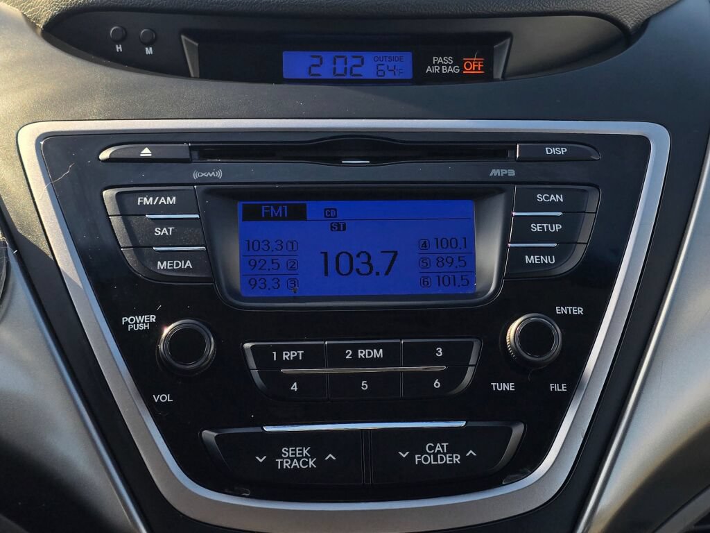 Used 2013 Hyundai Elantra GLS FWD image 25