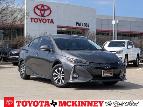 Used 2021 Toyota Prius Prime Limited image 1