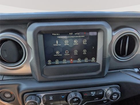 Used 2023 Jeep Wrangler Unlimited Sport AWD/4WD image 25