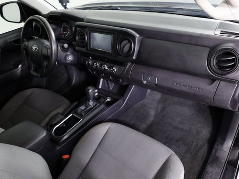 Used 2017 Toyota Tacoma SR image 25