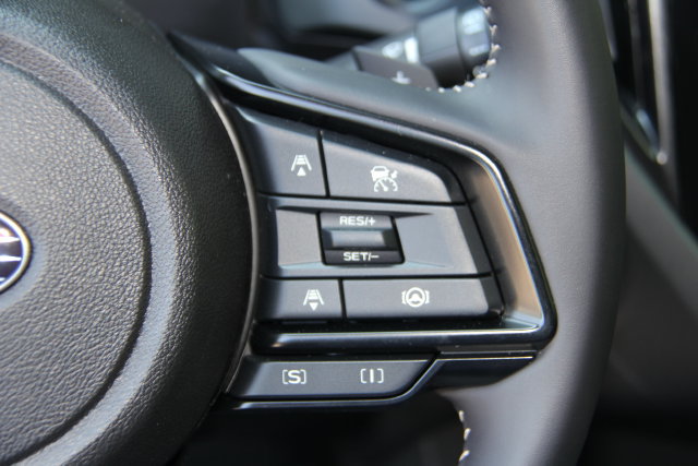 Used 2025 Subaru Forester Premium AWD/4WD image 24