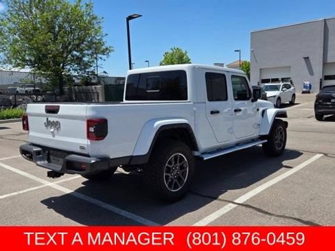Used 2023 Jeep Gladiator Overland w/ LED Lighting Group AWD/4WD image 6