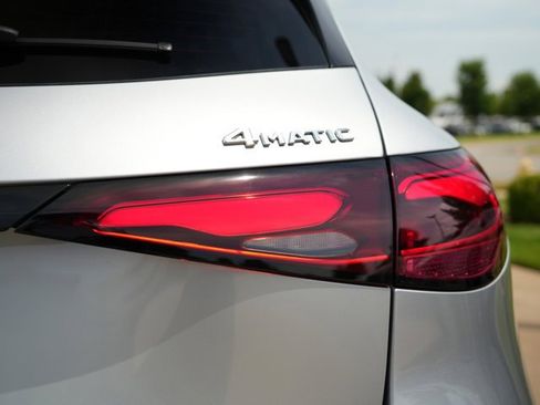 Certified 2026 Mercedes-Benz GLC 300 4MATIC image 15