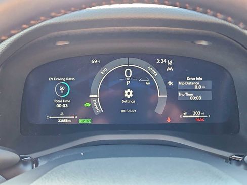 Used 2025 Toyota Camry XLE w/ Premium Package AWD/4WD image 34