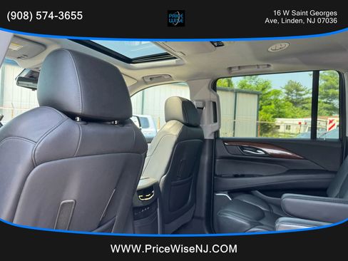 Used 2019 Cadillac Escalade ESV Premium Luxury image 26