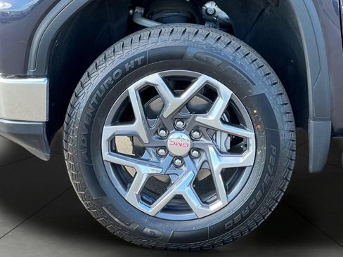 Used 2023 GMC Sierra 1500 SLT w/ SLT Premium Package AWD/4WD image 32