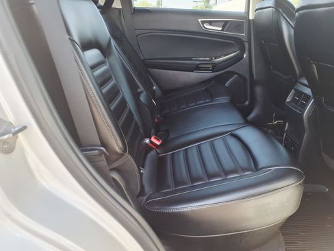 Certified 2019 Ford Edge SEL w/ Equipment Group 201A AWD/4WD image 14